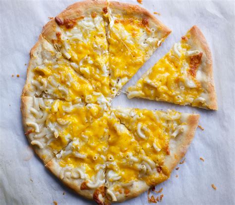 Mac and Cheese Pizza – Baking Is A Science.